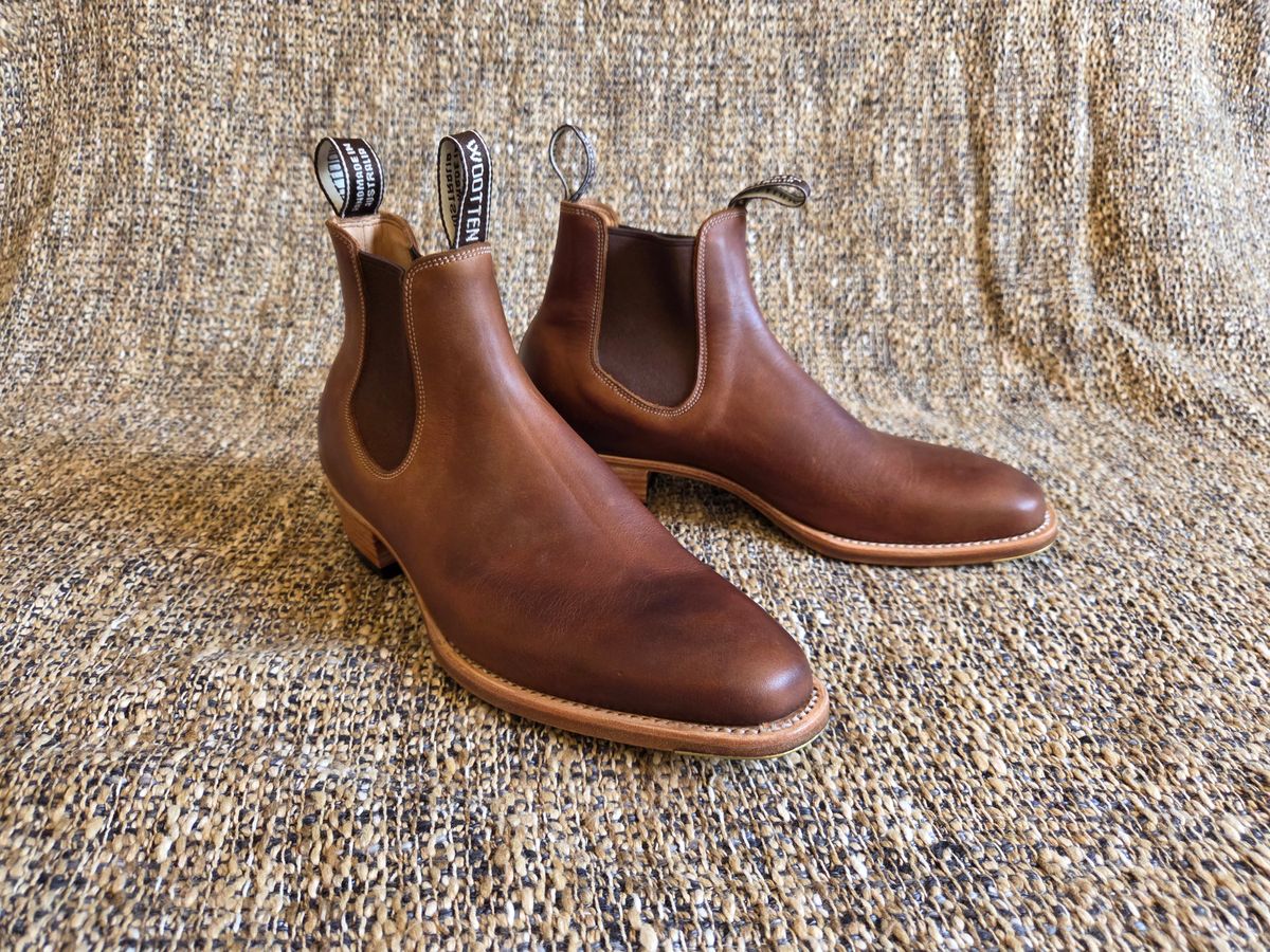 Photo by DownThunderdome on September 30, 2025 of the Wootten Sgt. Pepper in Waxxed Saddle Tan.