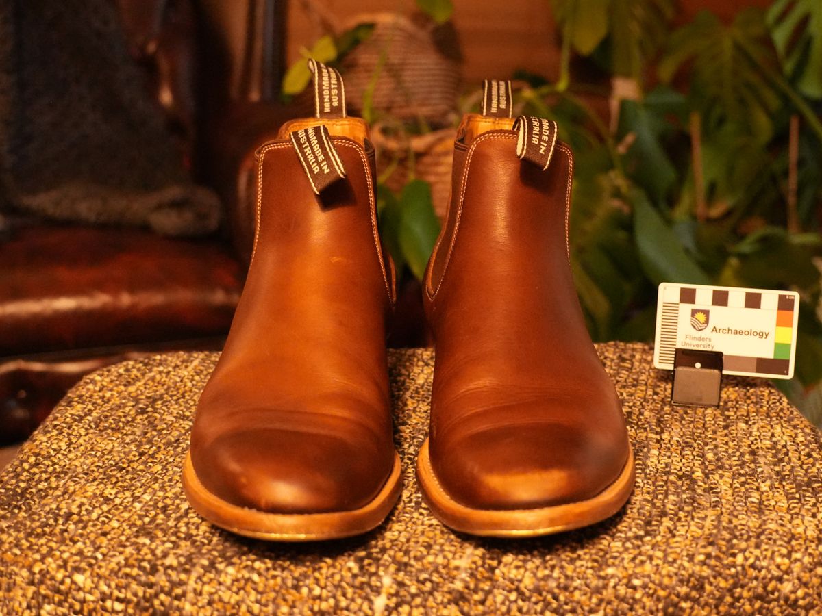 Photo by DownThunderdome on November 3, 2025 of the Wootten Sgt. Pepper in Waxxed Saddle Tan.