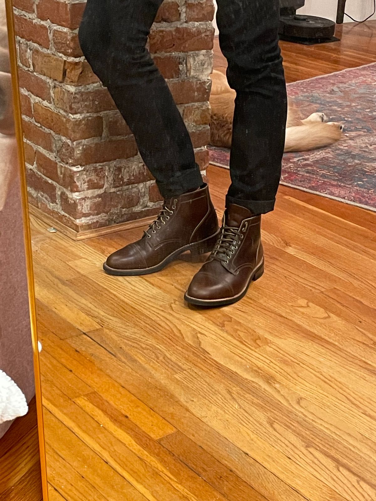 Photo by chrsd on January 25, 2024 of the Thursday Vanguard in Horween French Roast Chromexcel & Horween Brown Chromexcel.