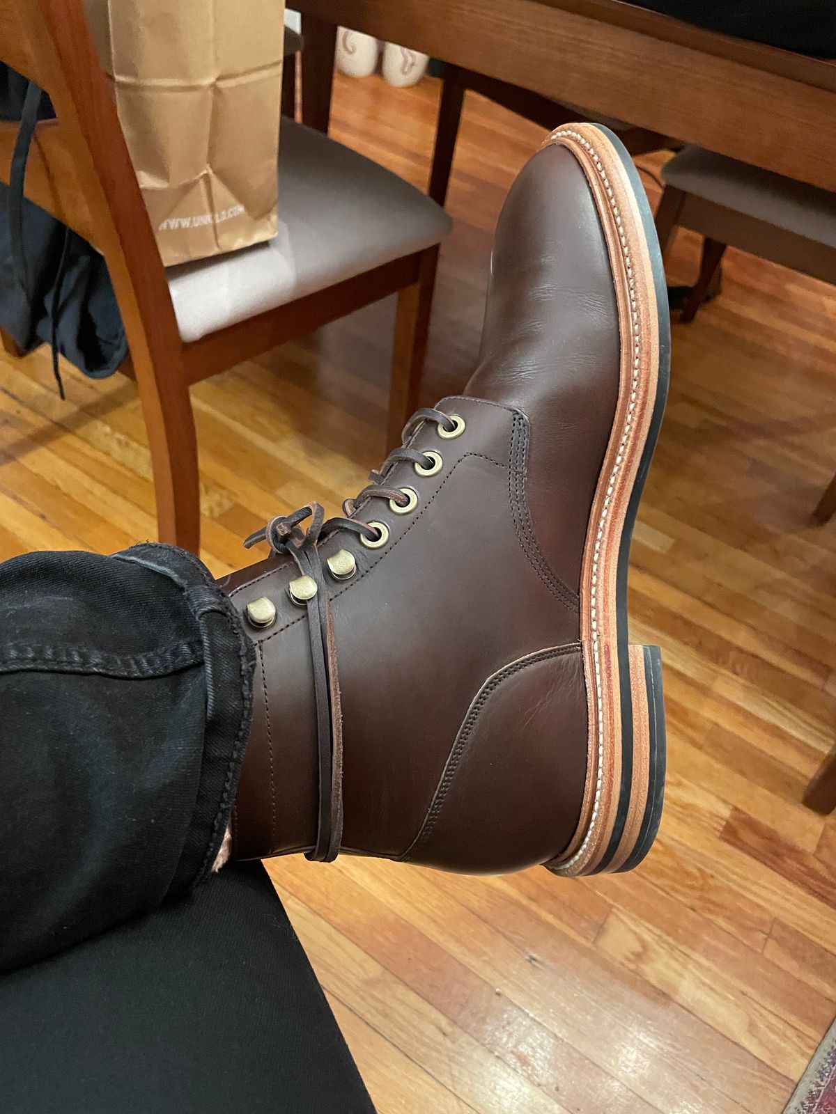 Photo by chrsd on February 2, 2024 of the Grant Stone Diesel Boot in Horween Crimson Chromexcel.