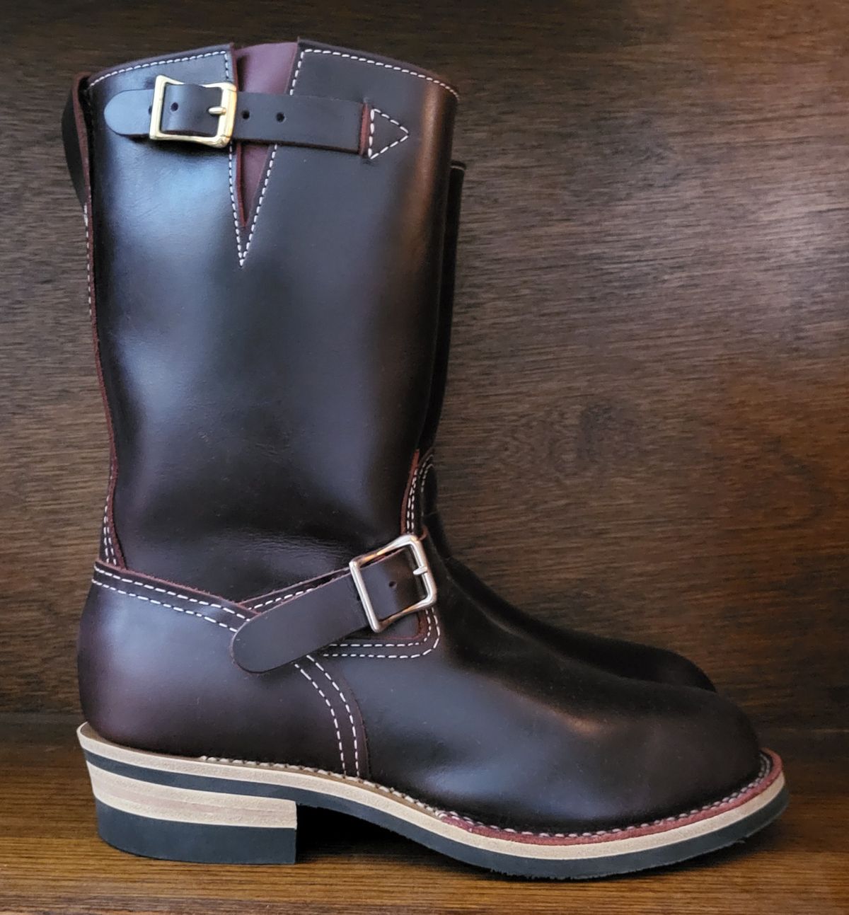 Photo by Mobeeenzeee on September 17, 2025 of the Wesco Boss Engineer Boot in Burgundy Domain.