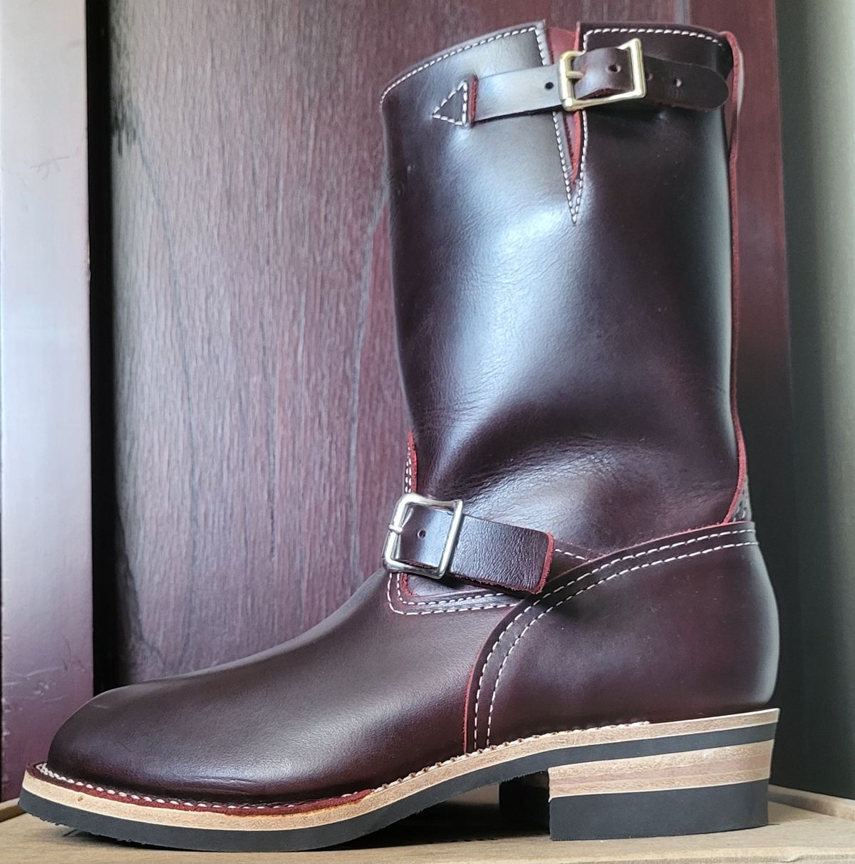 Photo by Mobeeenzeee on October 1, 2025 of the Wesco Boss Engineer Boot in Burgundy Domain.
