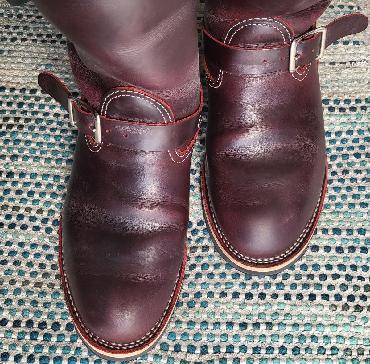Photo by Mobeeenzeee on October 1, 2025 of the Wesco Boss Engineer Boot in Burgundy Domain.