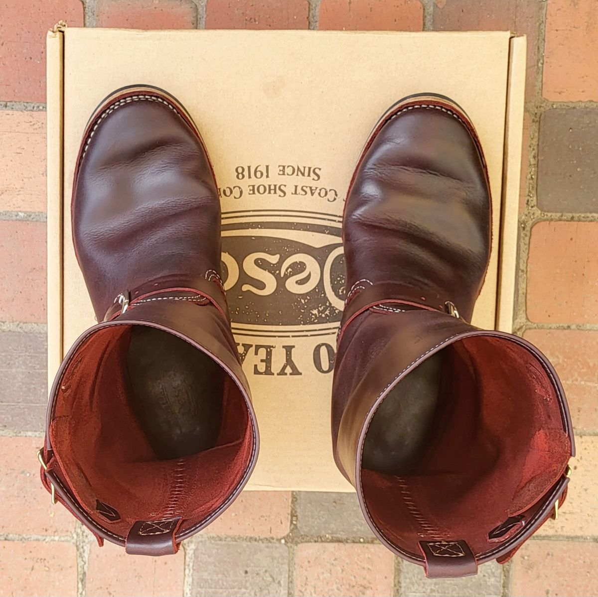 Photo by Mobeeenzeee on November 2, 2025 of the Wesco Boss Engineer Boot in Burgundy Domain.