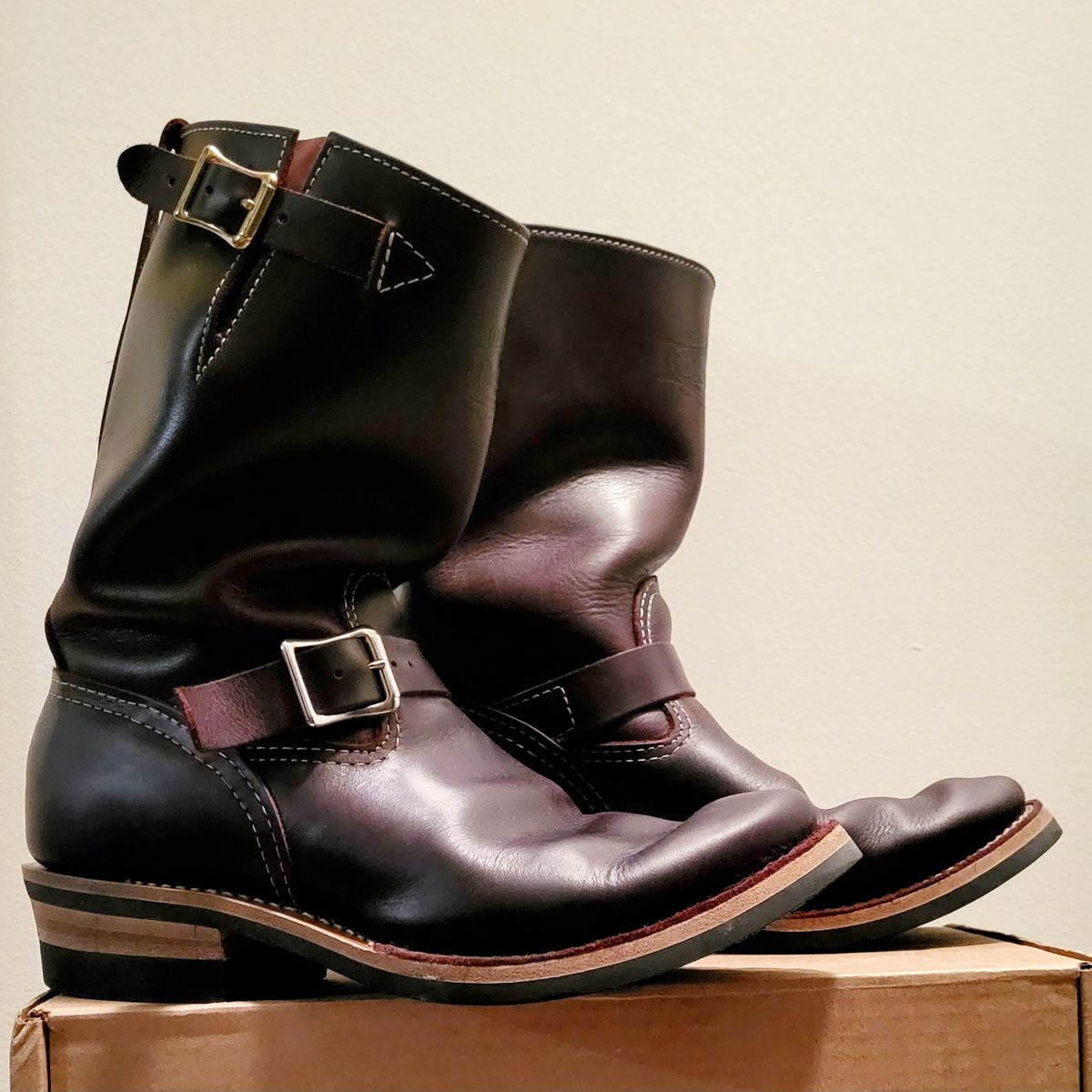 Photo by Mobeeenzeee on November 6, 2025 of the Wesco Boss Engineer Boot in Burgundy Domain.