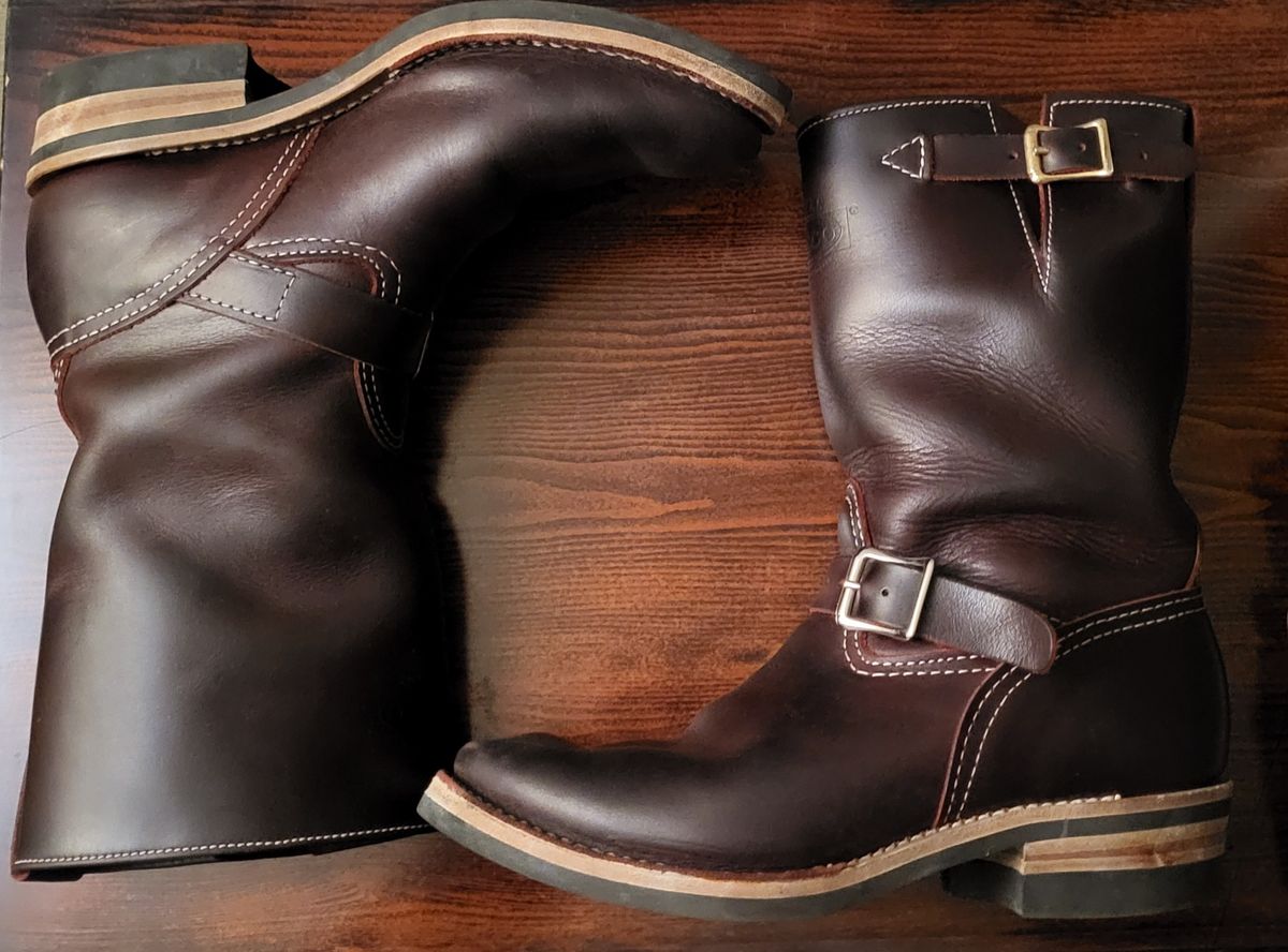 Photo by Mobeeenzeee on December 6, 2025 of the Wesco Boss Engineer Boot in Burgundy Domain.