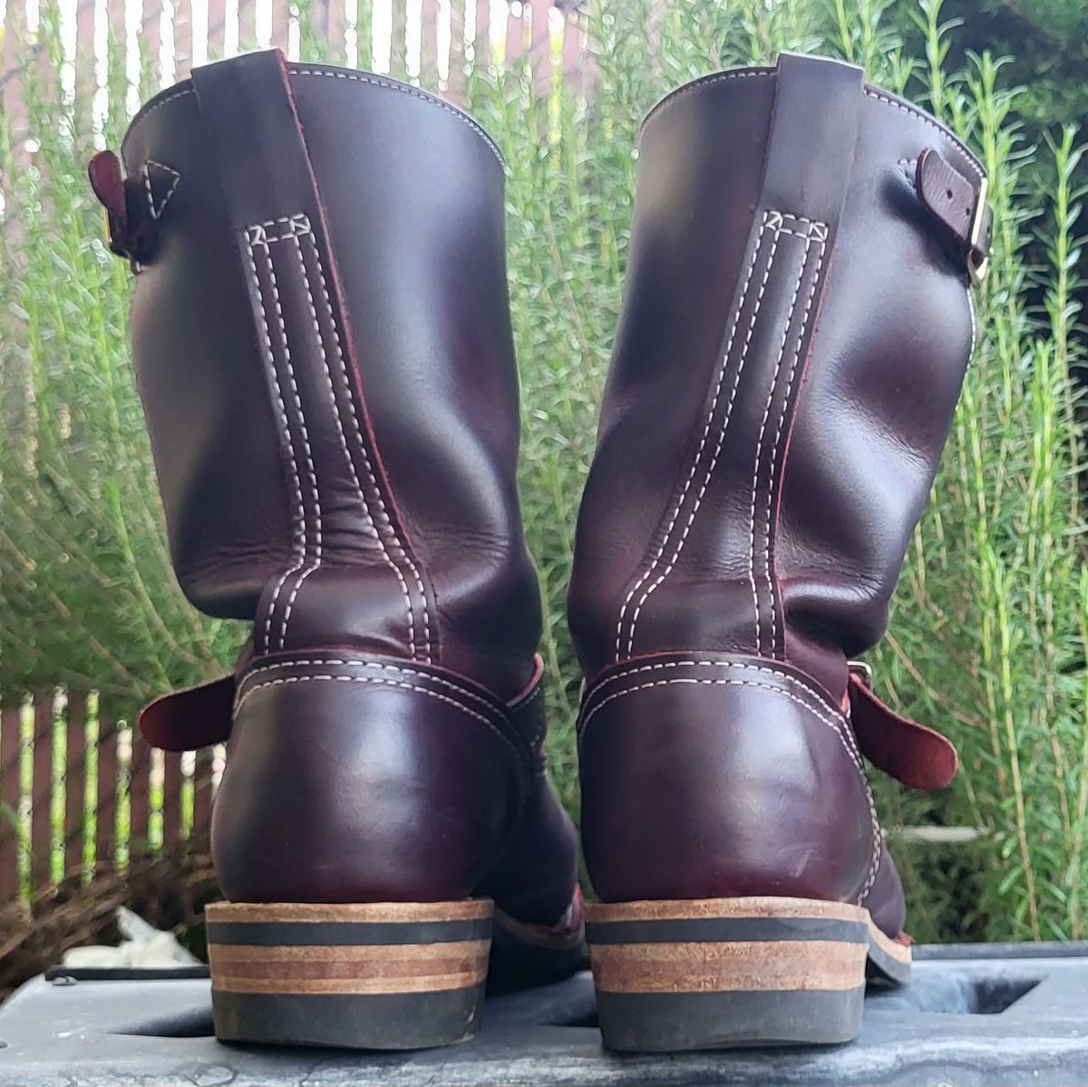 Photo by Mobeeenzeee on February 6, 2026 of the Wesco Boss Engineer Boot in Burgundy Domain.