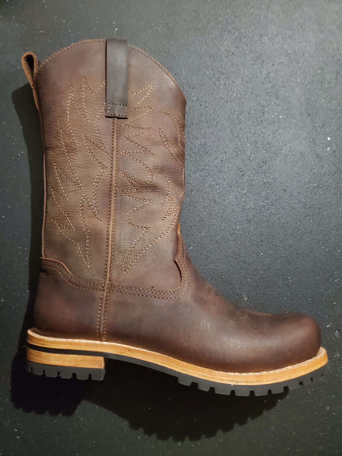 Photo by Onepairenough on January 2, 2025 of the Craft & Glory Bandera Cowboy Boots in Craft & Glory / Full Grain Leather.