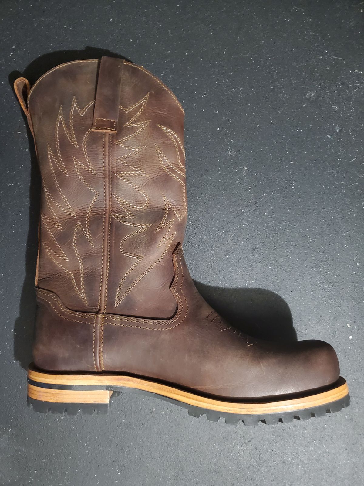 Photo by Onepairenough on January 2, 2025 of the Craft & Glory Bandera Cowboy Boots in Craft & Glory / Full Grain Leather.