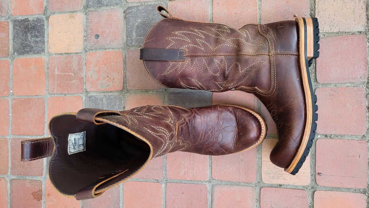 Photo by Onepairenough on April 26, 2025 of the Craft & Glory Bandera Cowboy Boots in Craft & Glory / Full Grain Leather.