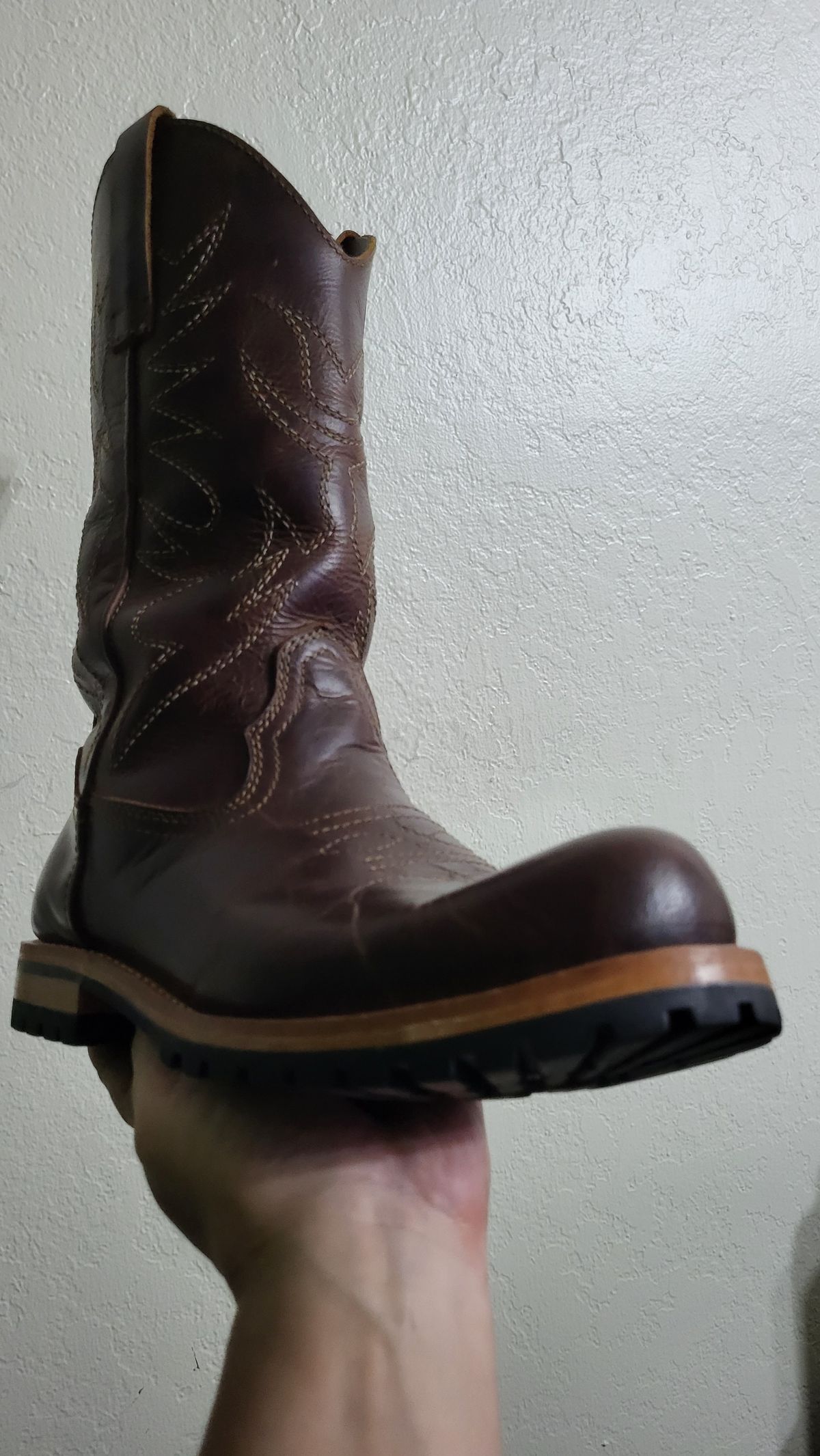 Photo by Onepairenough on April 26, 2025 of the Craft & Glory Bandera Cowboy Boots in Craft & Glory / Full Grain Leather.