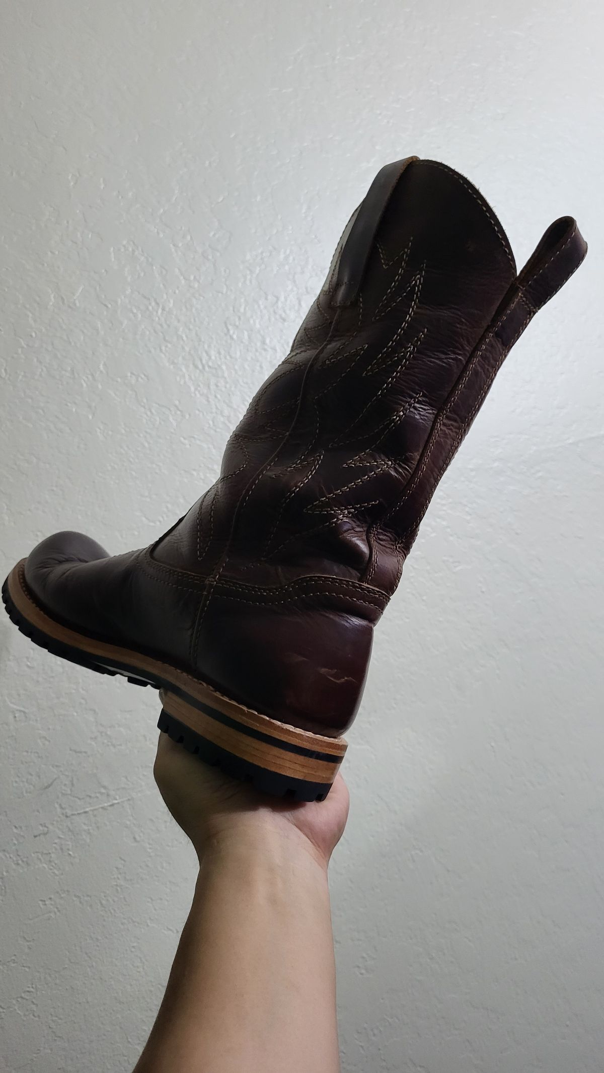 Photo by Onepairenough on April 26, 2025 of the Craft & Glory Bandera Cowboy Boots in Craft & Glory / Full Grain Leather.