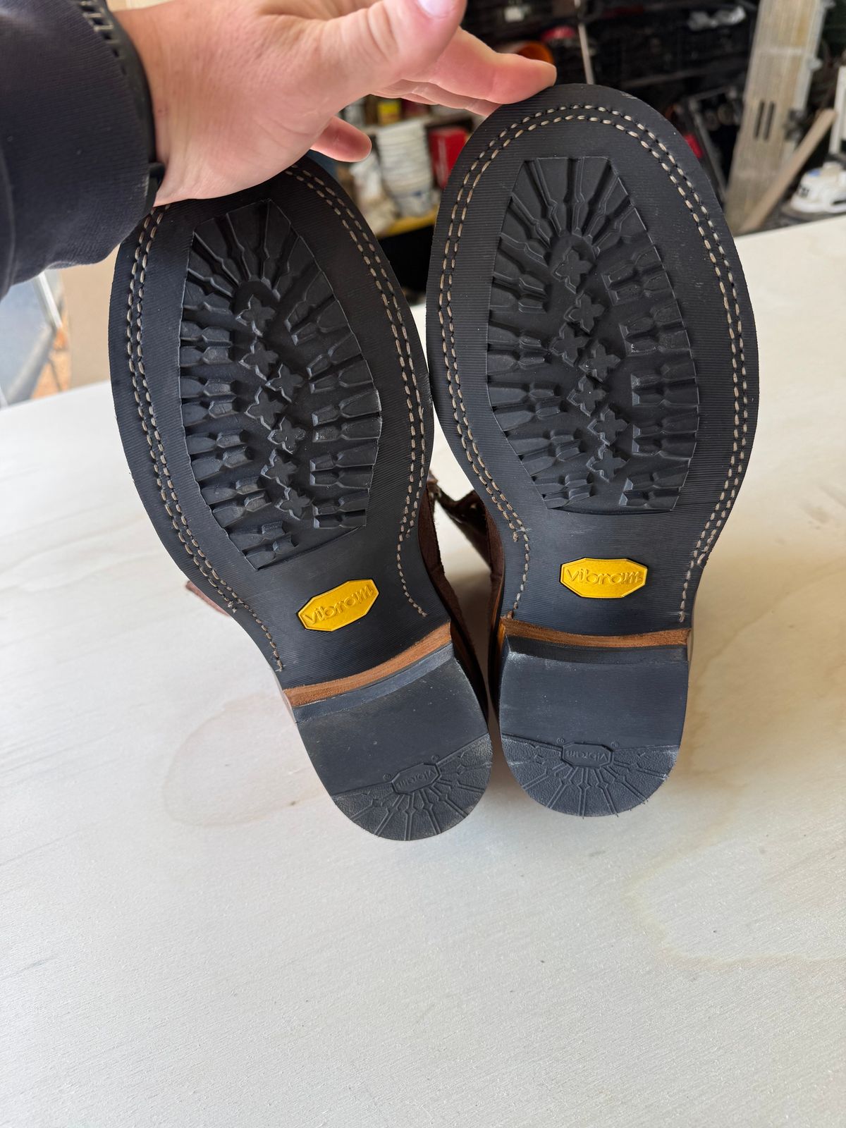 Photo by gstein.250 on September 4, 2025 of the Drew's Boots Contractor 8-inch in Brown Roughout.