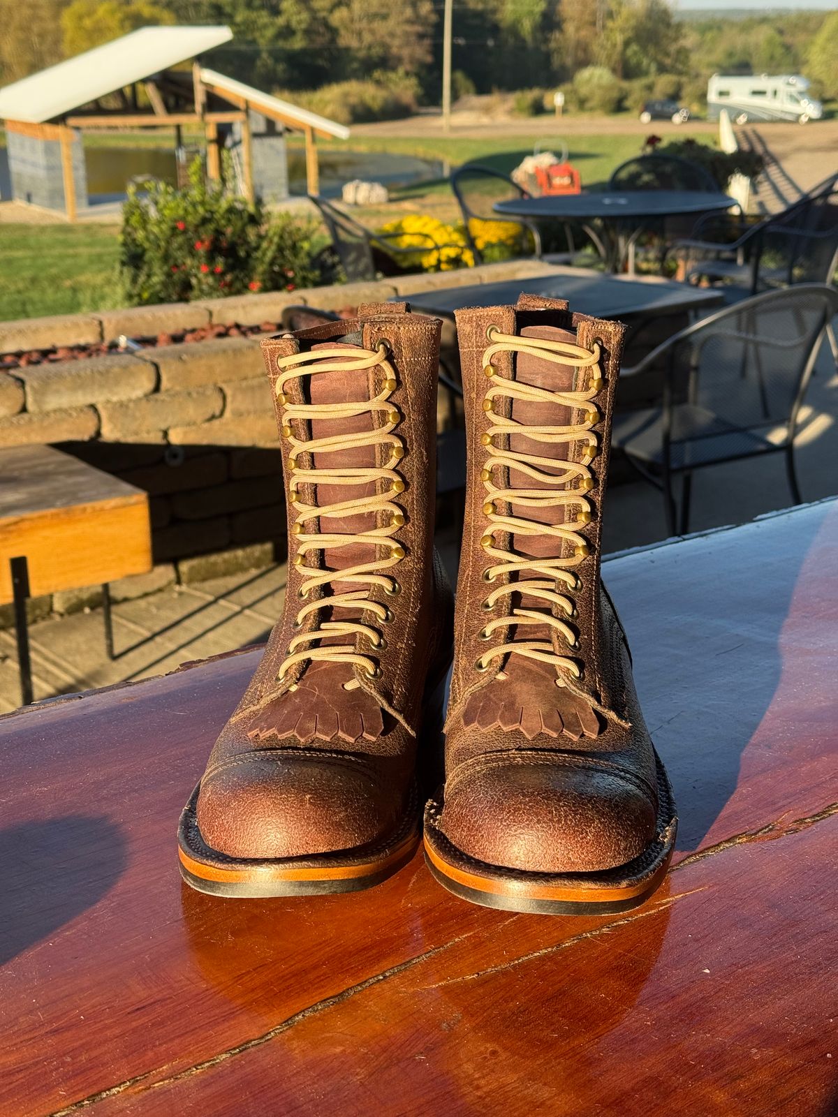 Photo by gstein.250 on October 1, 2025 of the Drew's Boots Contractor 8-inch in Brown Roughout.