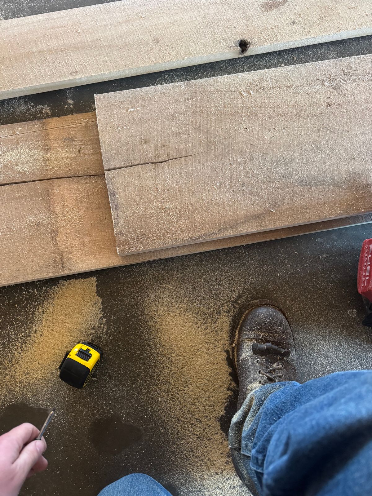 Photo by gstein.250 on December 2, 2025 of the Drew's Boots Contractor 8-inch in Brown Roughout.