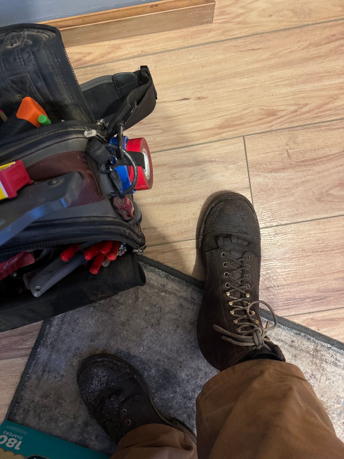 Photo by gstein.250 on February 4, 2026 of the Drew's Boots Contractor 8-inch in Brown Roughout.