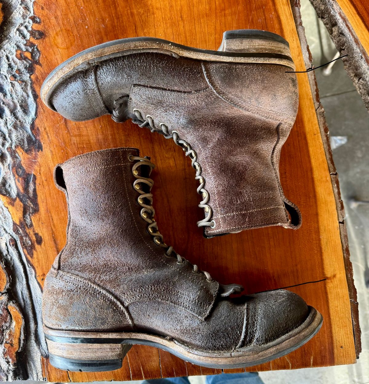 Photo by gstein.250 on February 2, 2026 of the Drew's Boots Contractor 8-inch in Brown Roughout.