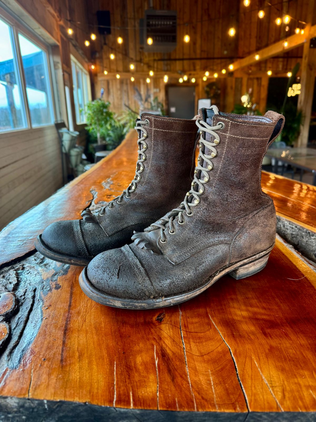 Photo by gstein.250 on March 5, 2026 of the Drew's Boots Contractor 8-inch in Brown Roughout.