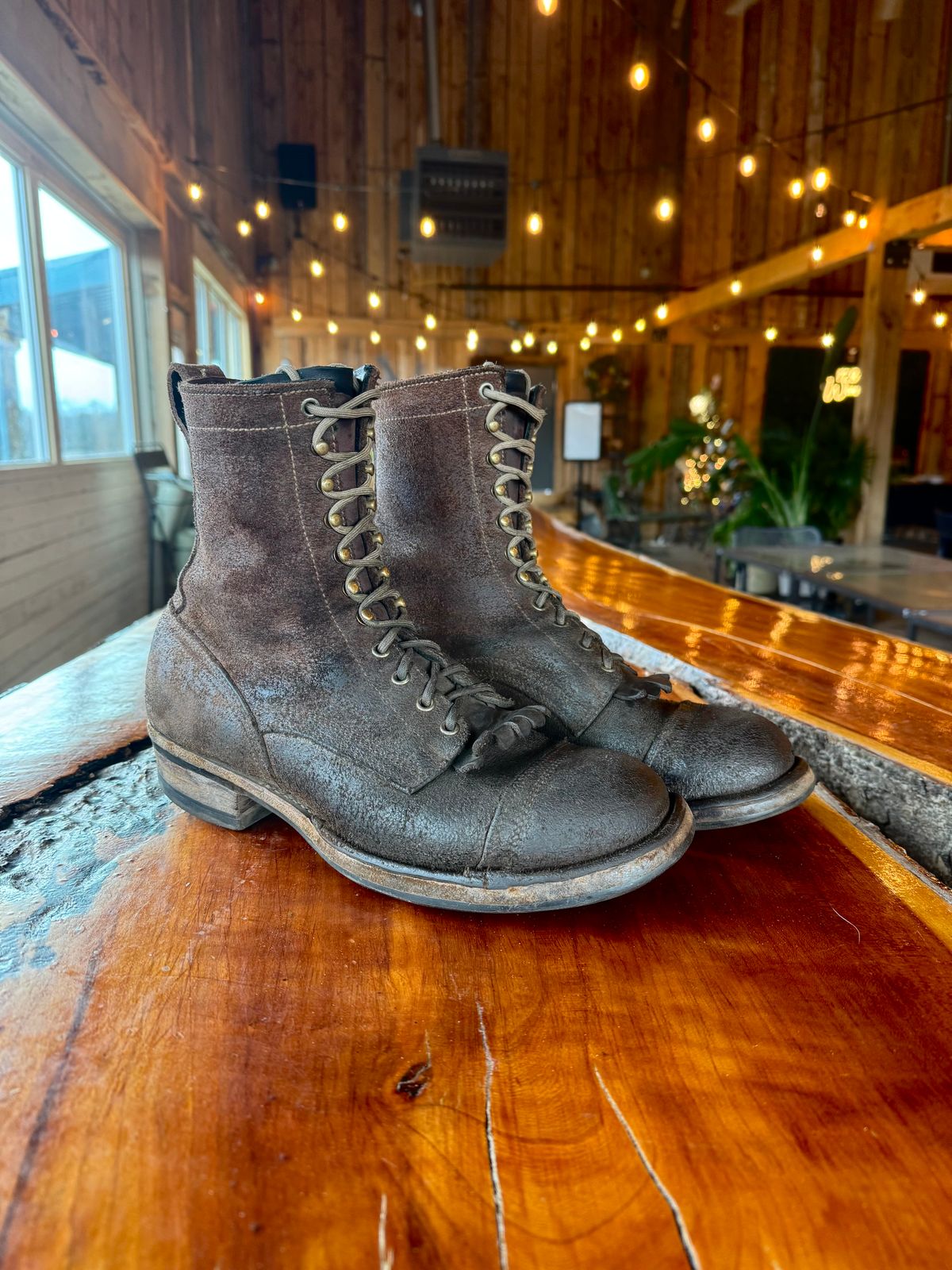 Photo by gstein.250 on March 5, 2026 of the Drew's Boots Contractor 8-inch in Brown Roughout.