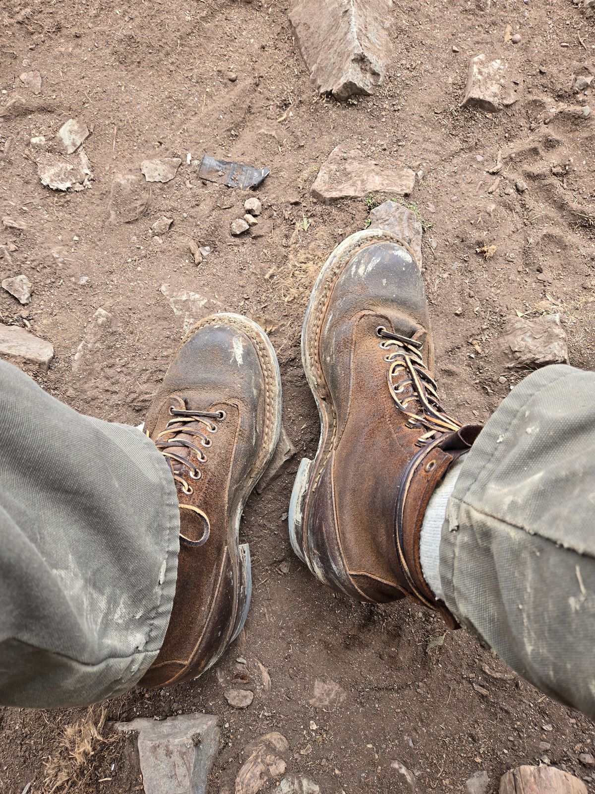 Photo by InanimatePepper on October 29, 2024 of the White's C350 Cutter in Seidel Distressed Roughout.