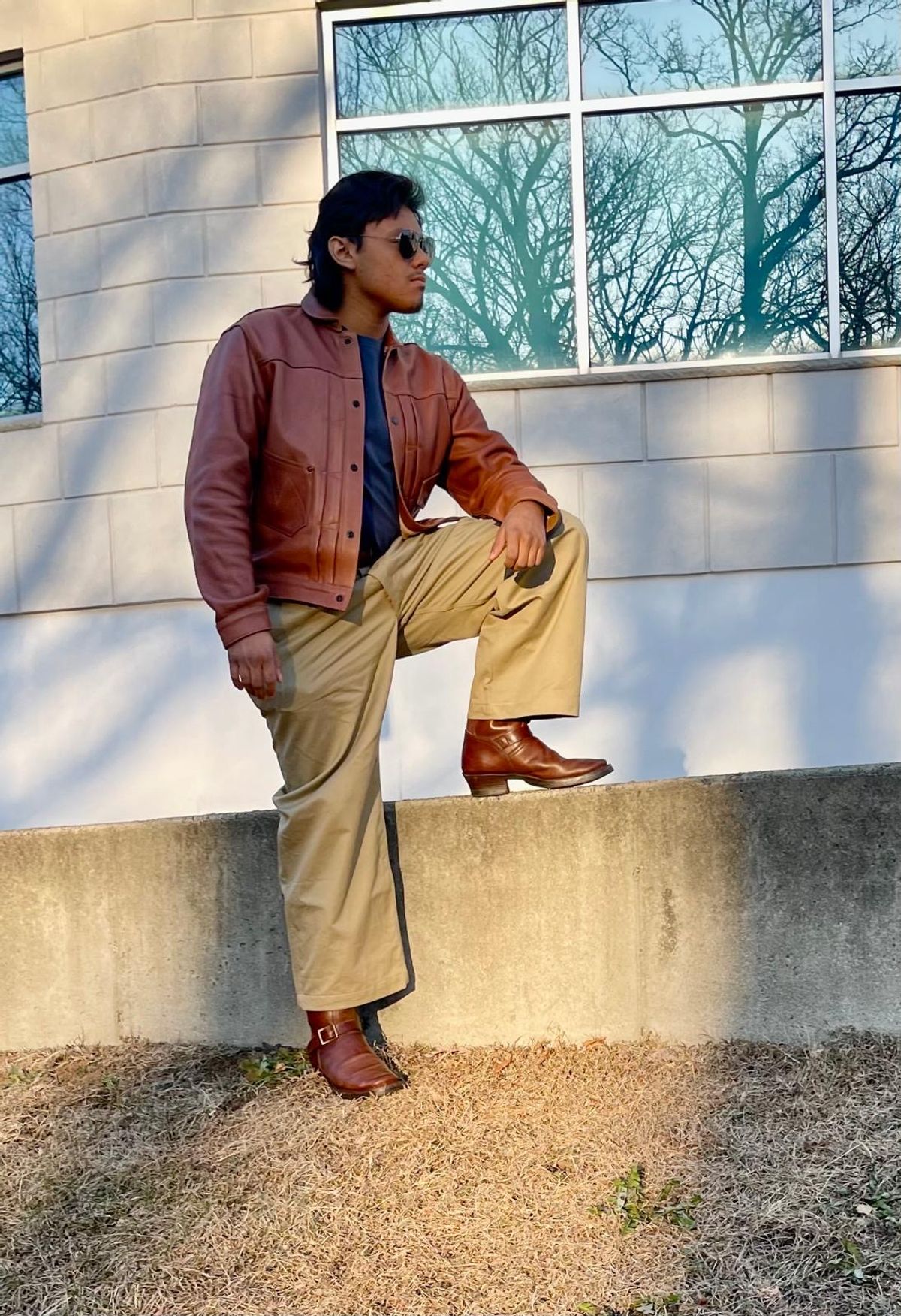 Photo by ToesOverHoes203 on December 8, 2024 of the Clinch Engineer Boots 11-Inch Height in Brown-Overdyed Horsebutt.