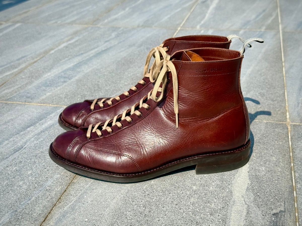 Photo by wwhmusic on May 28, 2025 of the Brother Bridge Henry in Dutch Vintage Calf.