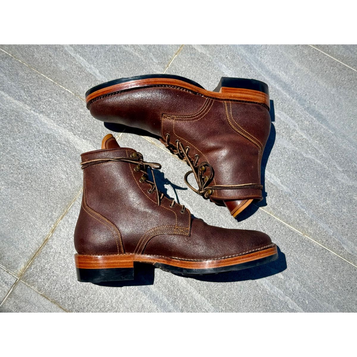 Photo by wwhmusic on October 4, 2025 of the Fortis Boots Strider in Indonesian Brown Waxed Flesh.