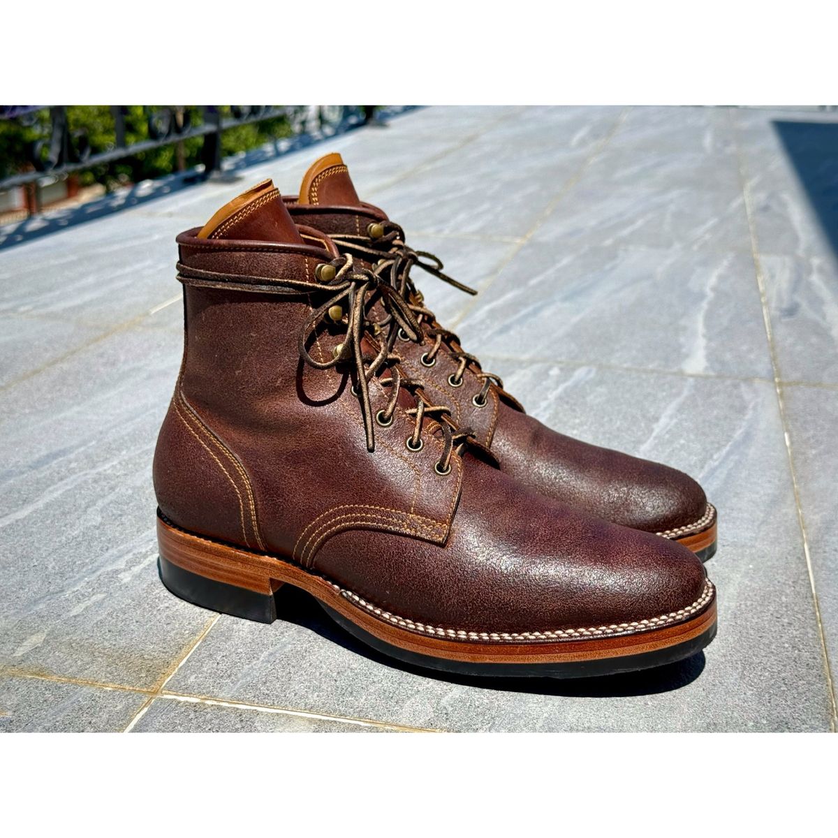 Photo by wwhmusic on October 4, 2025 of the Fortis Boots Strider in Indonesian Brown Waxed Flesh.