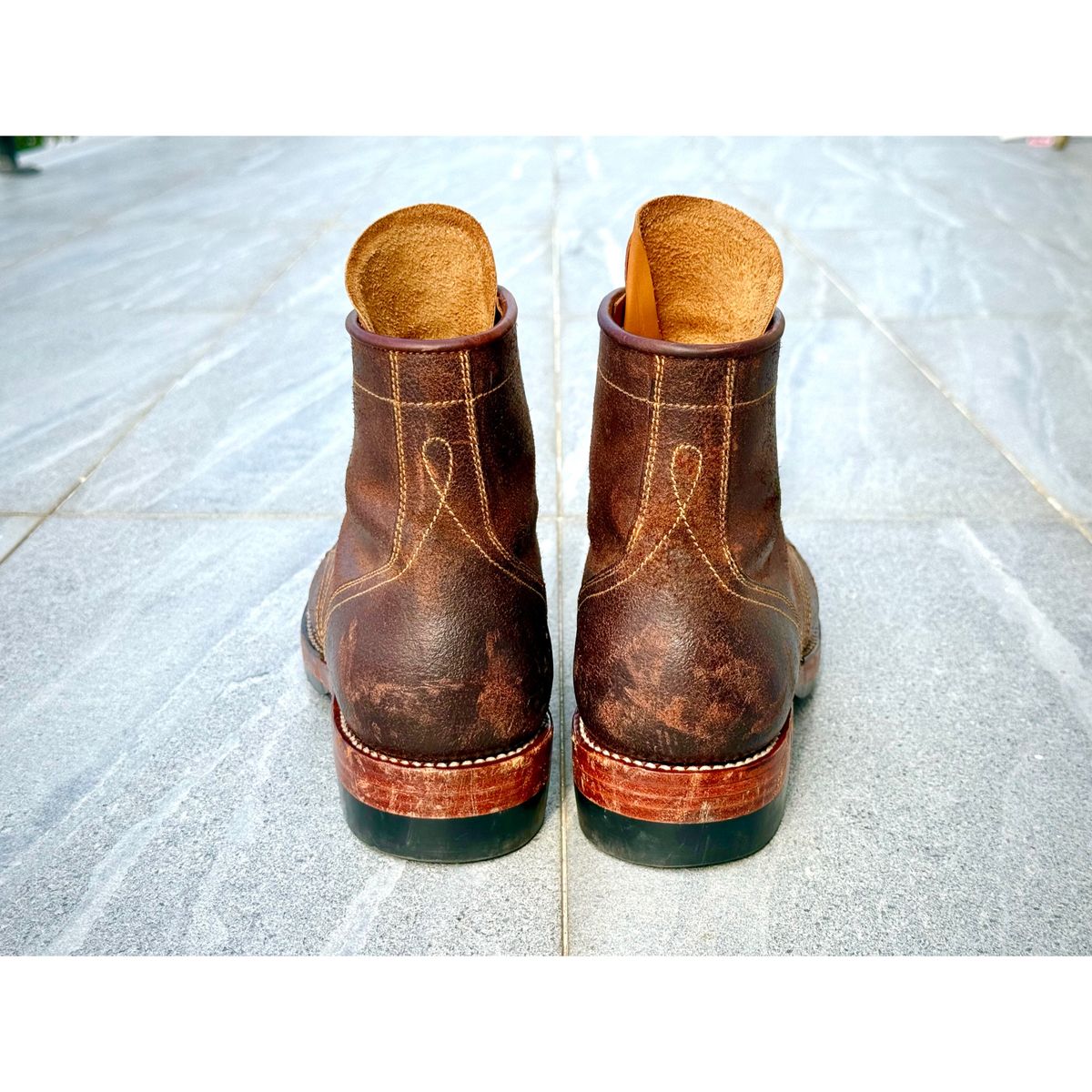 Photo by wwhmusic on November 5, 2025 of the Fortis Boots Strider in Indonesian Brown Waxed Flesh.