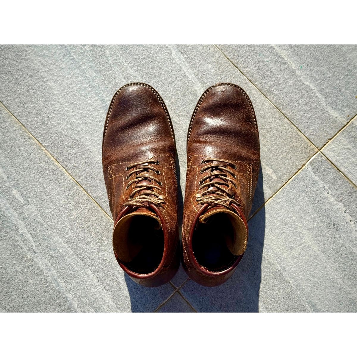 Photo by wwhmusic on December 5, 2025 of the Fortis Boots Strider in Indonesian Brown Waxed Flesh.