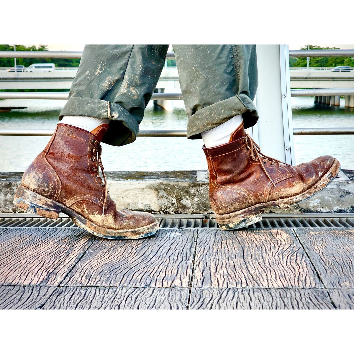 Photo by wwhmusic on January 4, 2026 of the Fortis Boots Strider in Indonesian Brown Waxed Flesh.