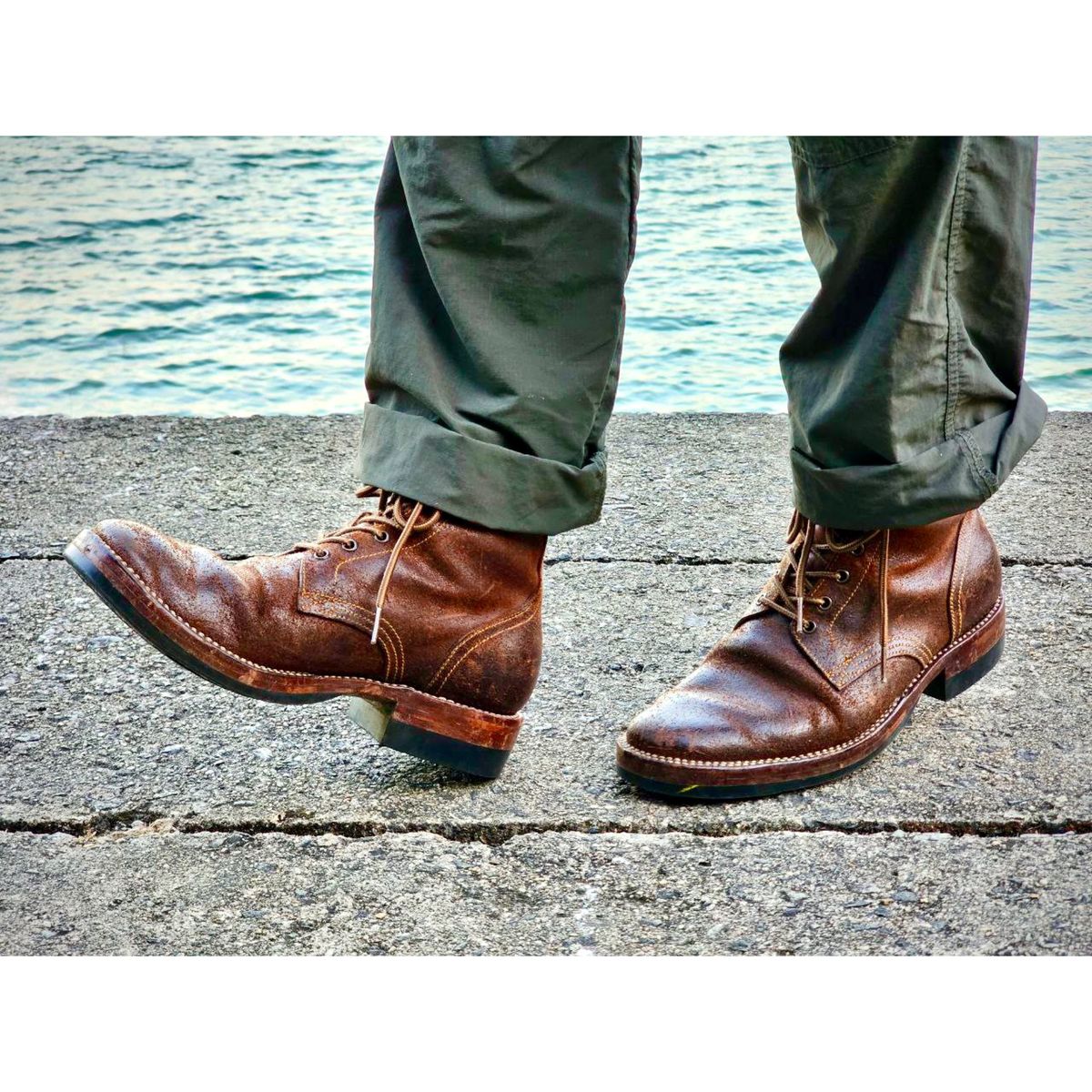 Photo by wwhmusic on February 3, 2026 of the Fortis Boots Strider in Indonesian Brown Waxed Flesh.