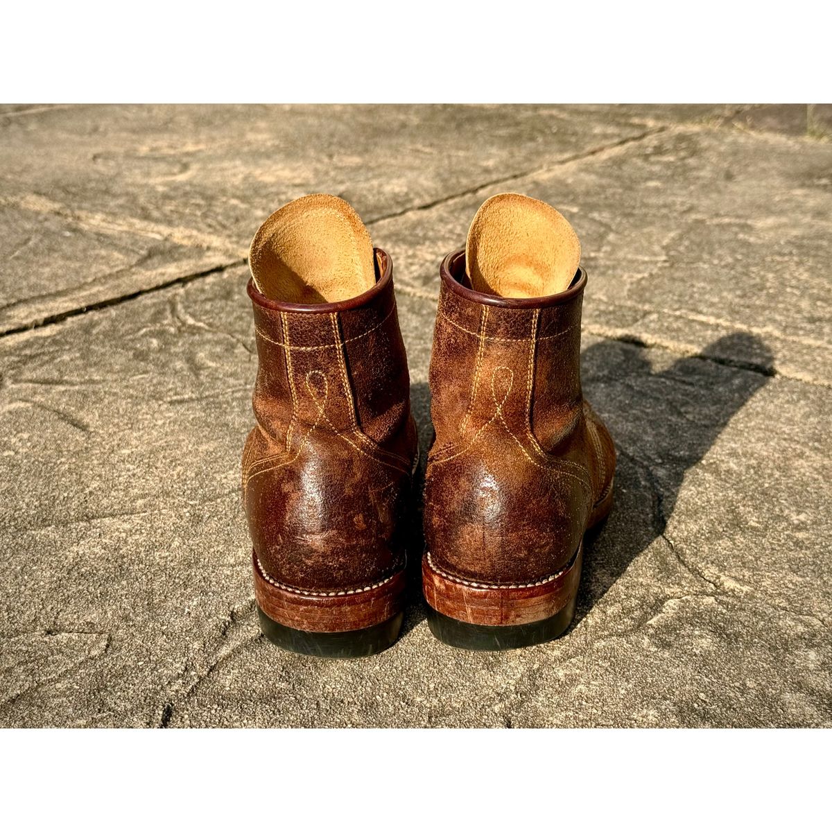 Photo by wwhmusic on February 3, 2026 of the Fortis Boots Strider in Indonesian Brown Waxed Flesh.