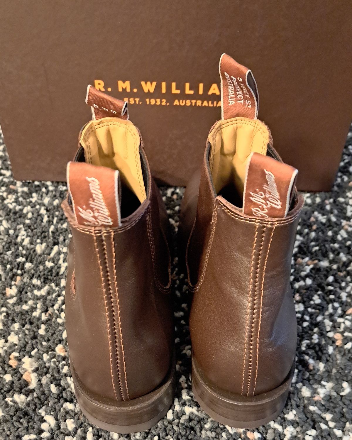 Photo by miboots on October 4, 2024 of the R.M. Williams Craftsman Boot in Chestnut Yearling.