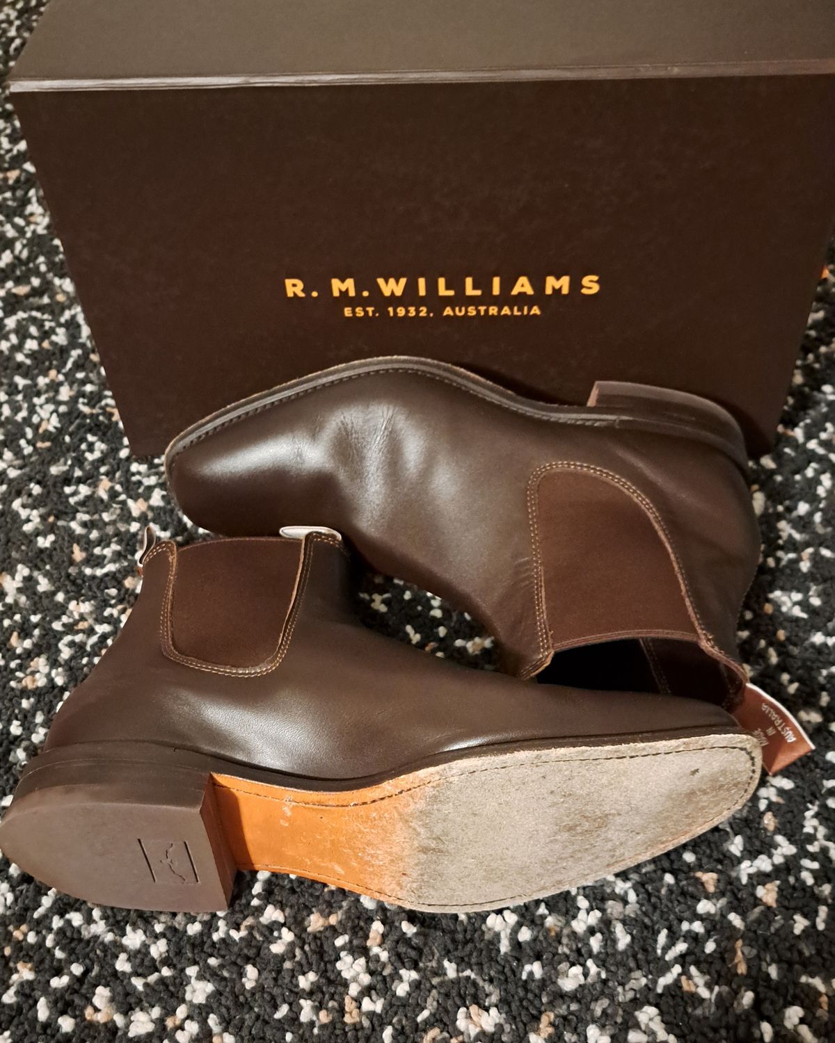 Photo by miboots on November 3, 2024 of the R.M. Williams Craftsman Boot in Chestnut Yearling.