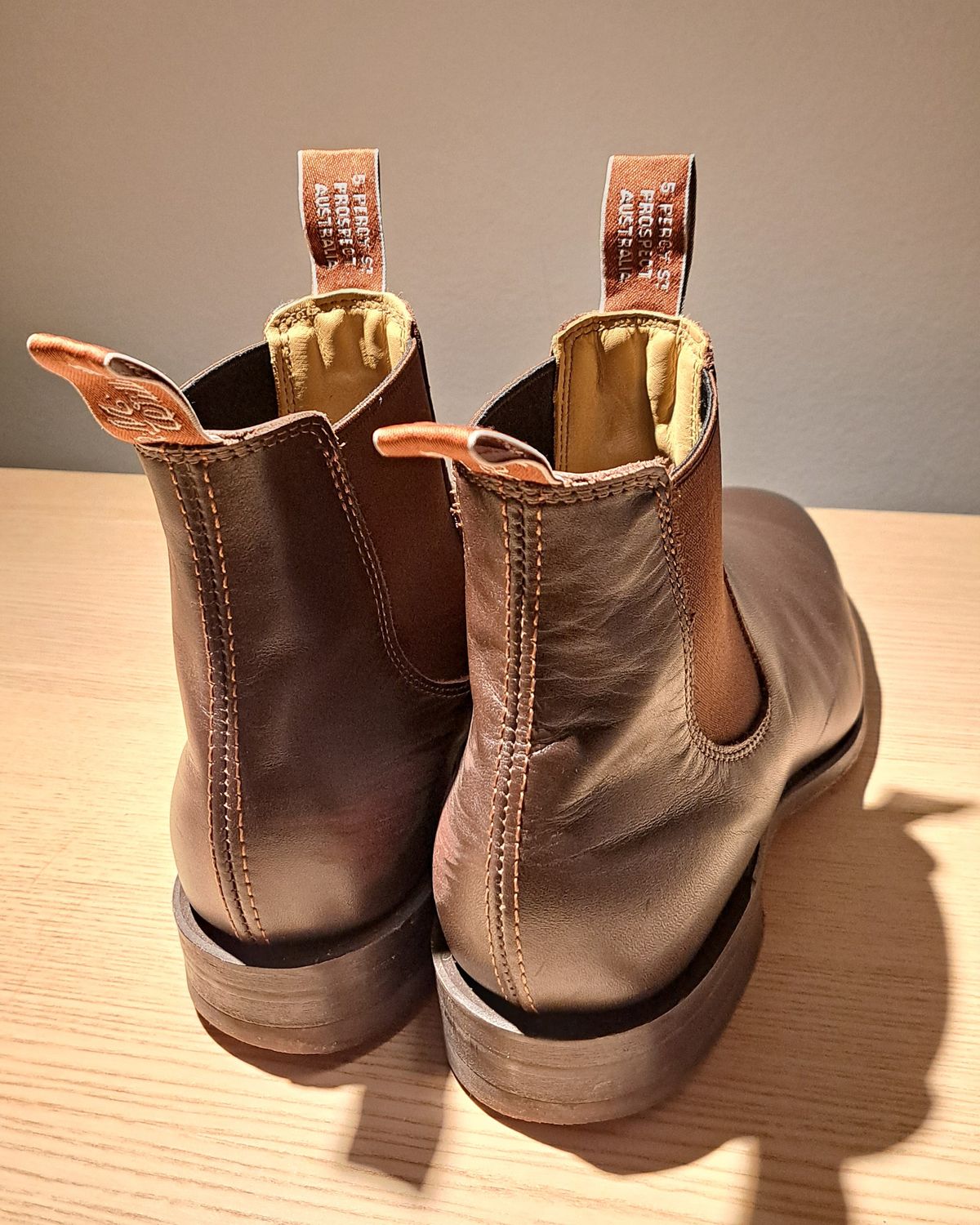 Photo by miboots on December 4, 2024 of the R.M. Williams Craftsman Boot in Chestnut Yearling.