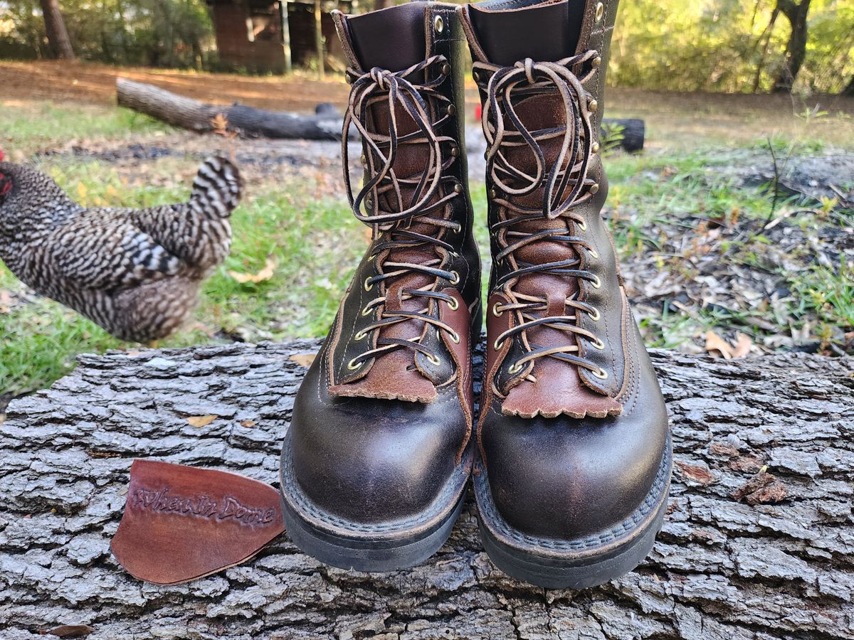 Photo by ProletariatPrince on November 2, 2024 of the Nicks x Rose Anvil ND3 in Horween Brown Waxed Flesh.