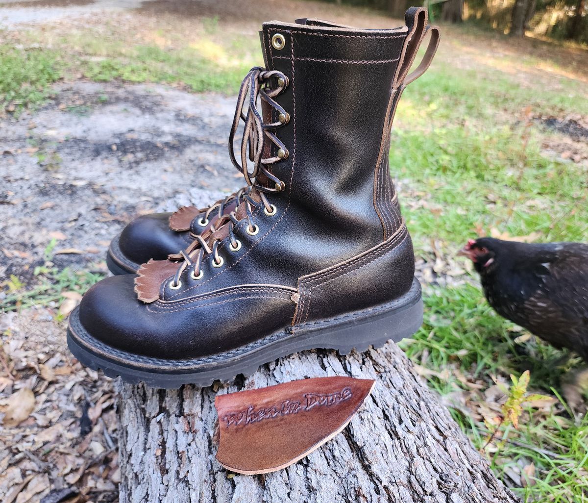 Photo by ProletariatPrince on November 2, 2024 of the Nicks x Rose Anvil ND3 in Horween Brown Waxed Flesh.