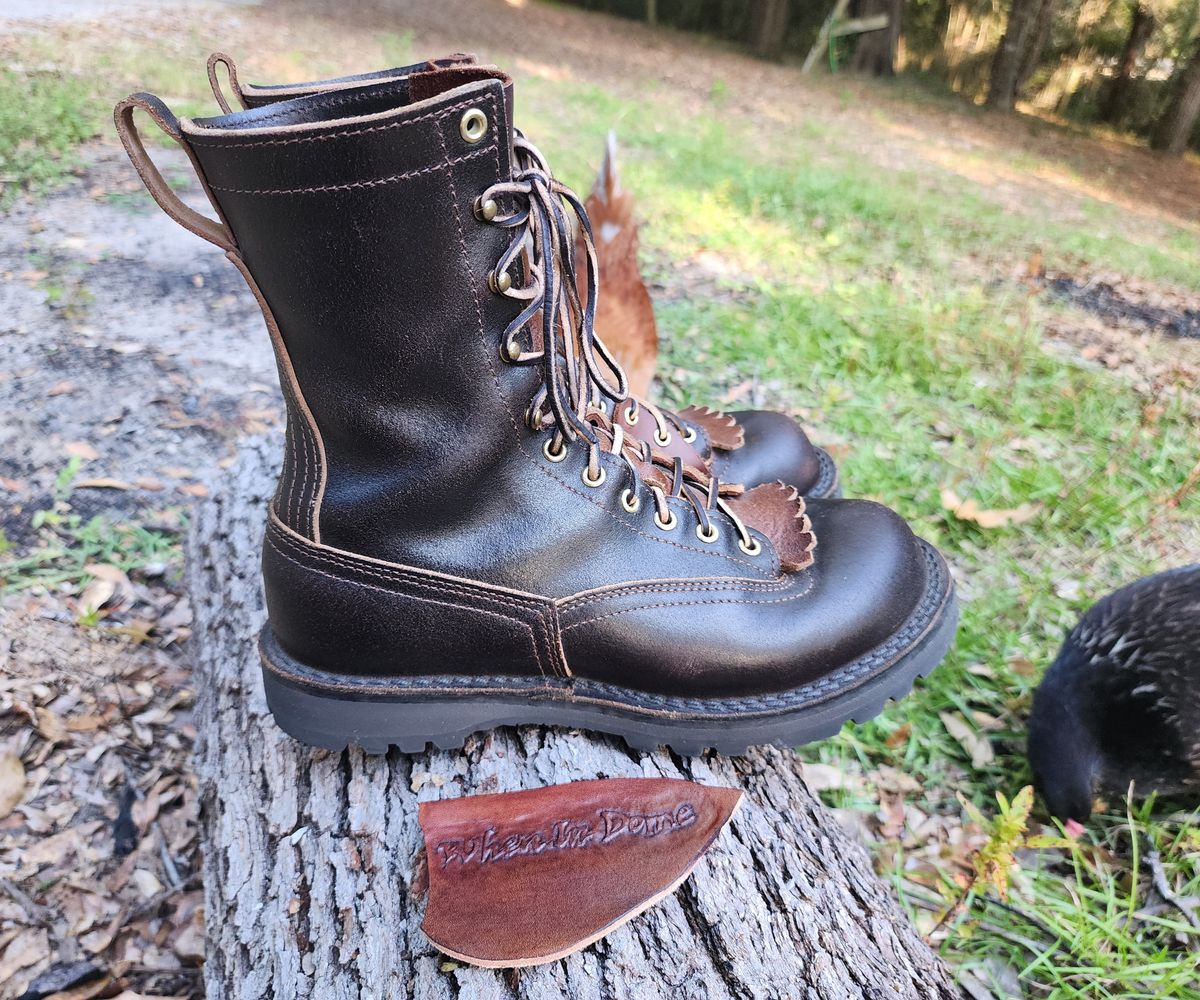 Photo by ProletariatPrince on November 2, 2024 of the Nicks x Rose Anvil ND3 in Horween Brown Waxed Flesh.
