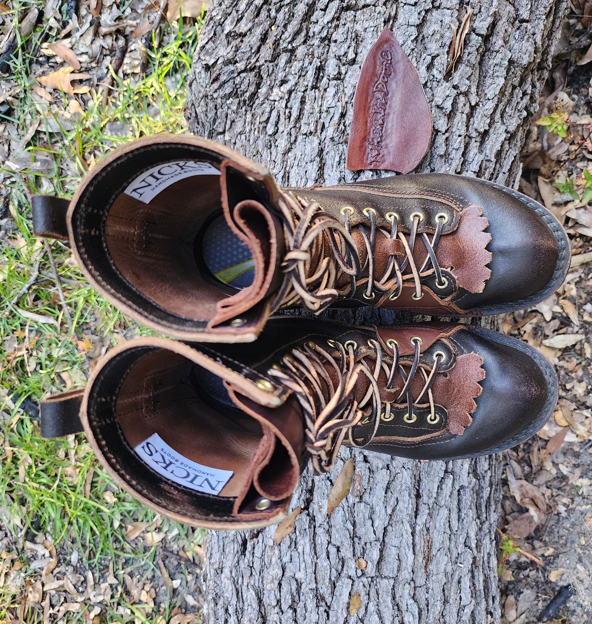 Photo by ProletariatPrince on November 2, 2024 of the Nicks x Rose Anvil ND3 in Horween Brown Waxed Flesh.