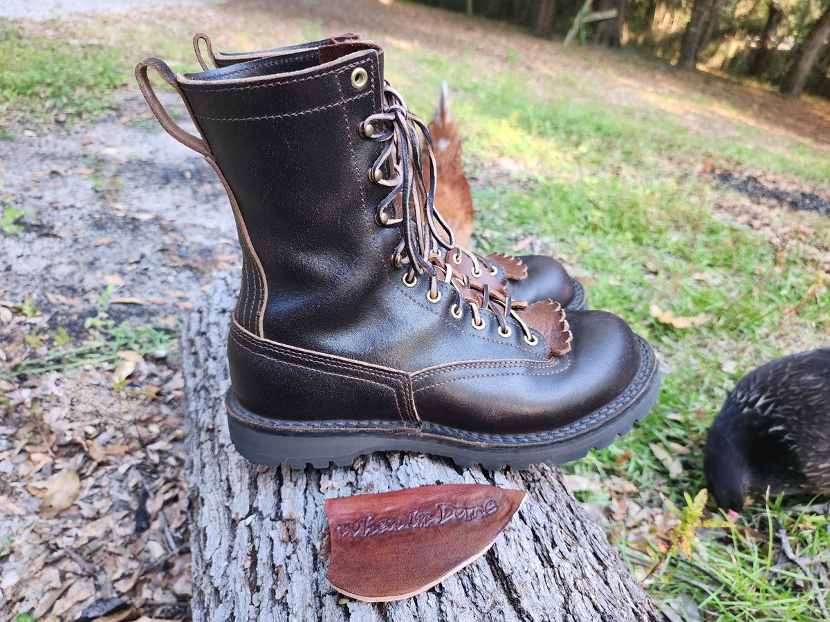 Photo by ProletariatPrince on November 2, 2024 of the Nicks x Rose Anvil ND3 in Horween Brown Waxed Flesh.