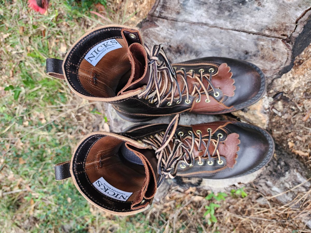 Photo by ProletariatPrince on November 10, 2024 of the Nicks x Rose Anvil ND3 in Horween Brown Waxed Flesh.