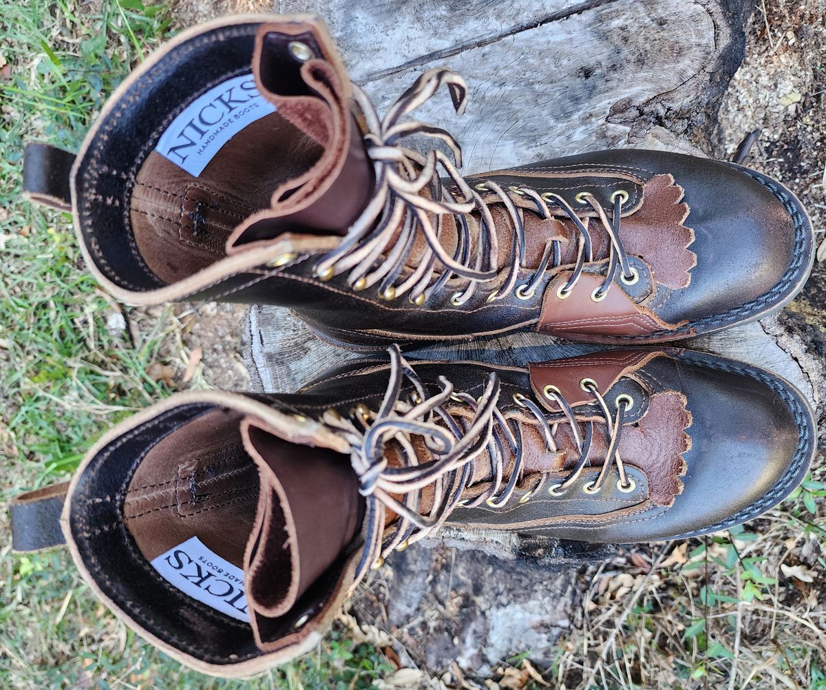 Photo by ProletariatPrince on November 30, 2024 of the Nicks x Rose Anvil ND3 in Horween Brown Waxed Flesh.