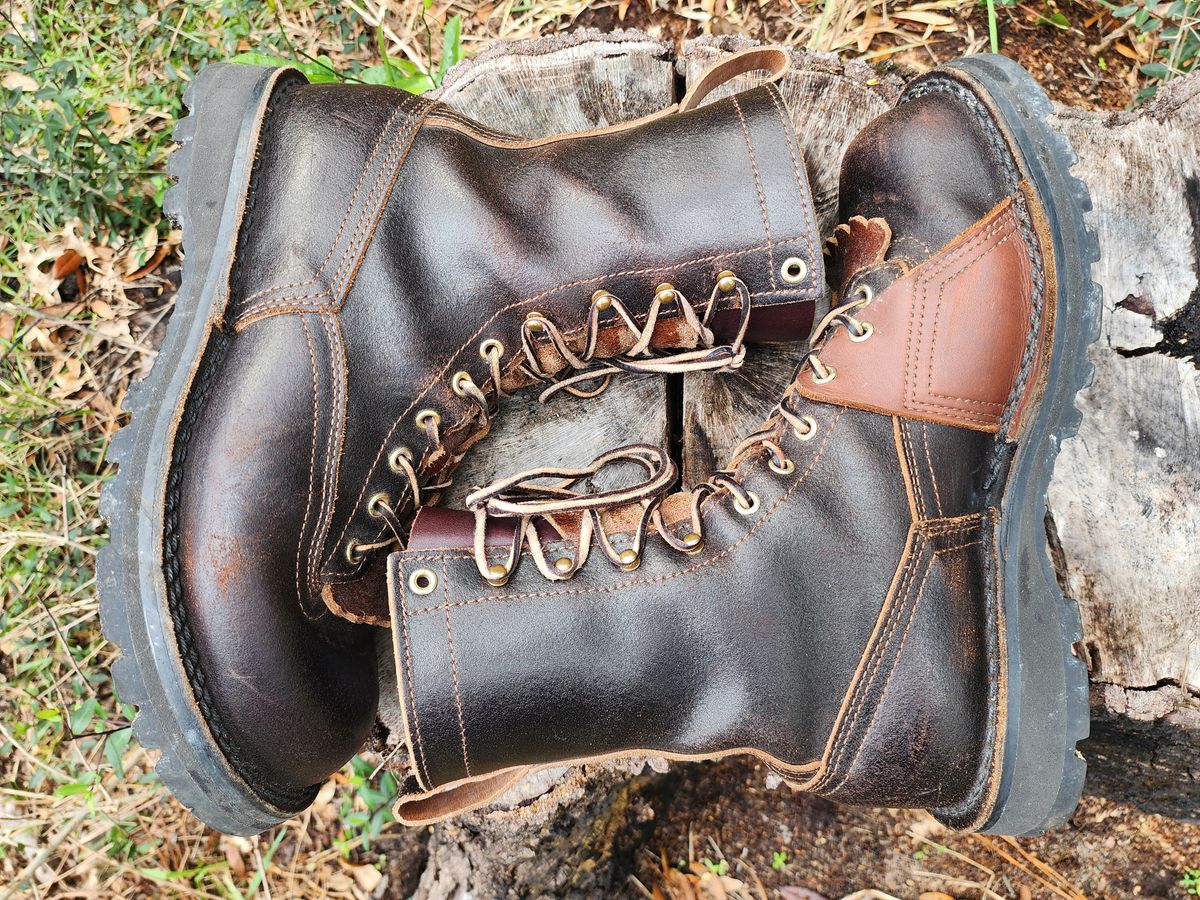 Photo by ProletariatPrince on January 5, 2025 of the Nicks x Rose Anvil ND3 in Horween Brown Waxed Flesh.