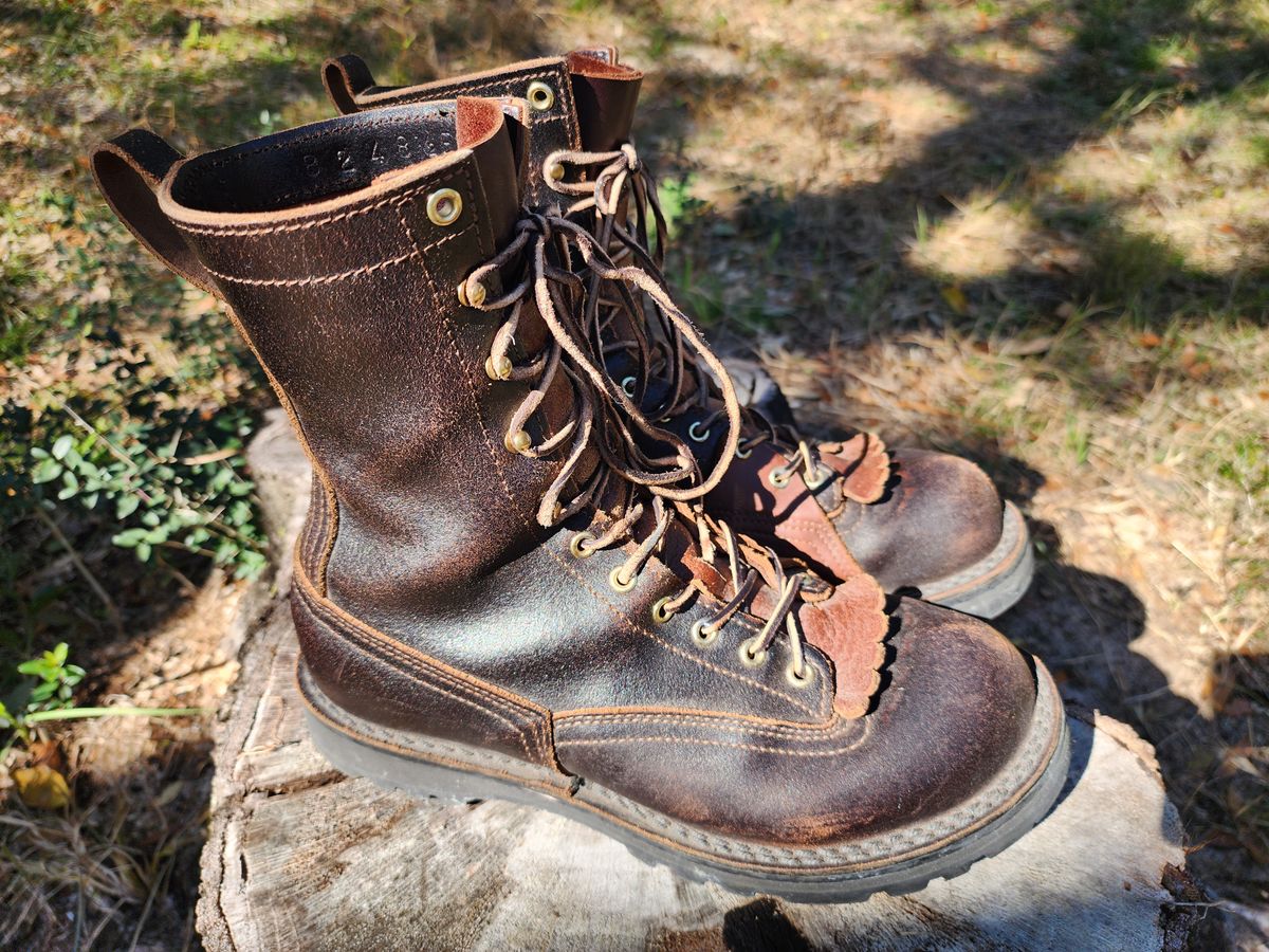 Photo by ProletariatPrince on January 19, 2025 of the Nicks x Rose Anvil ND3 in Horween Brown Waxed Flesh.