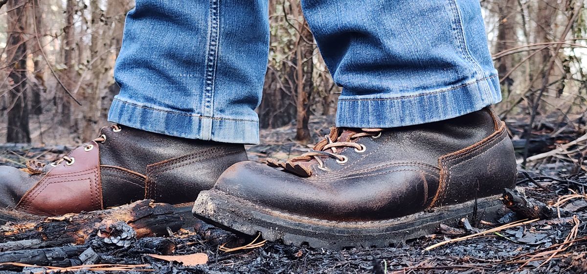Photo by ProletariatPrince on March 5, 2025 of the Nicks x Rose Anvil ND3 in Horween Brown Waxed Flesh.