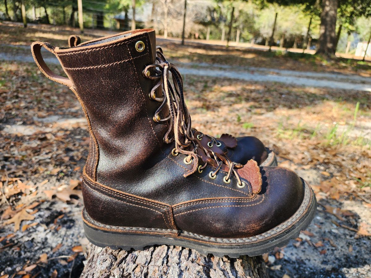 Photo by ProletariatPrince on March 8, 2025 of the Nicks x Rose Anvil ND3 in Horween Brown Waxed Flesh.