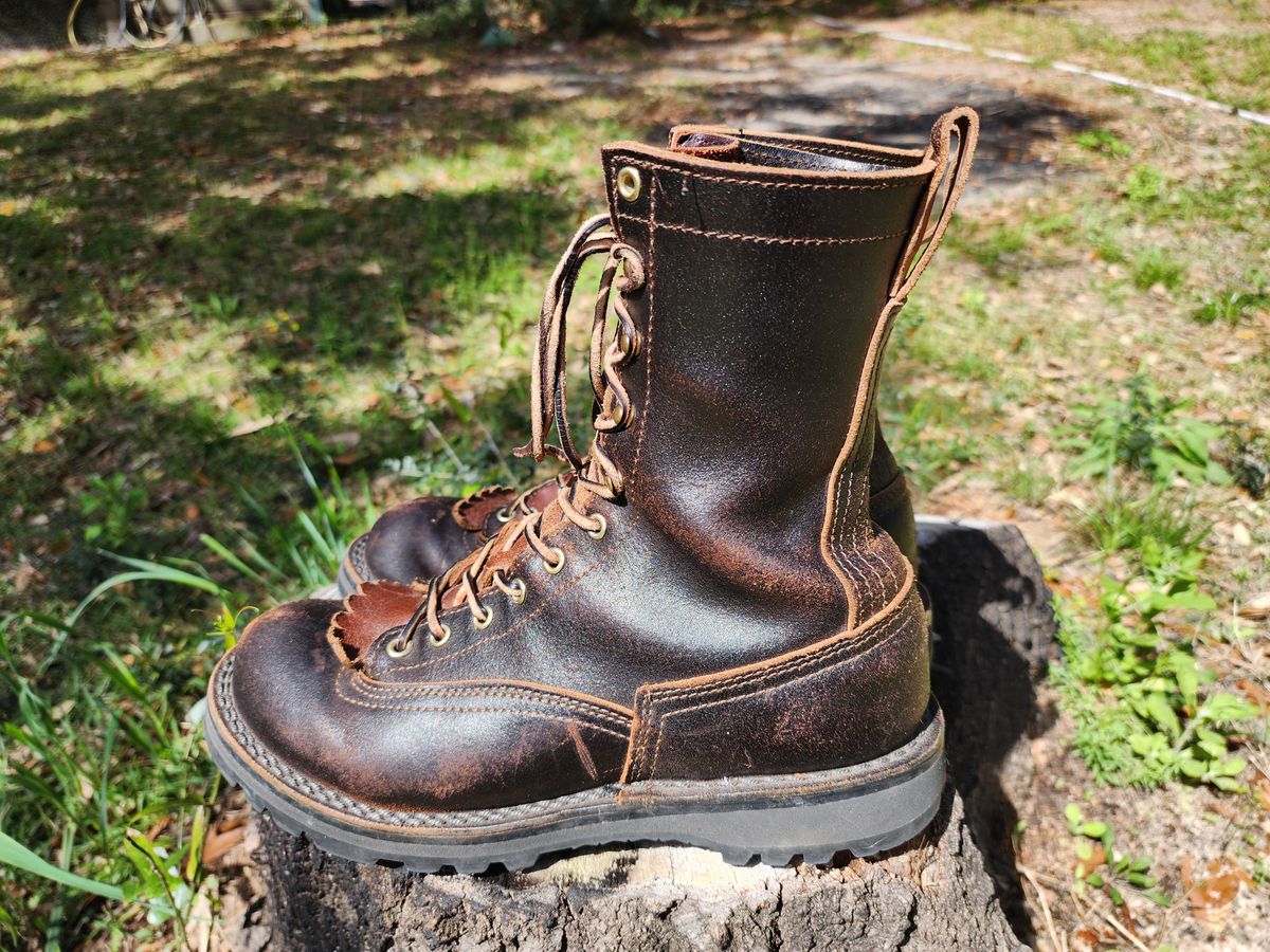 Photo by ProletariatPrince on March 16, 2025 of the Nicks x Rose Anvil ND3 in Horween Brown Waxed Flesh.