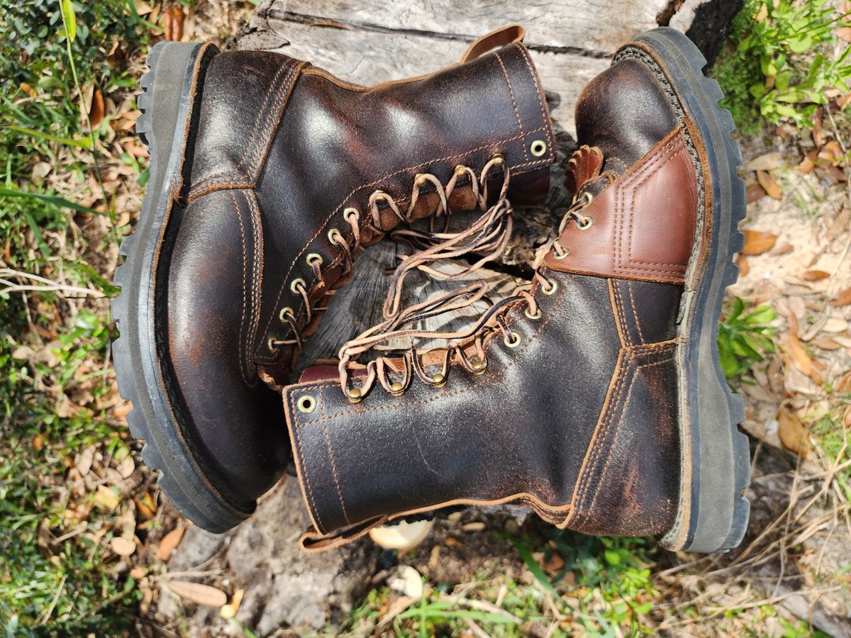 Photo by ProletariatPrince on March 23, 2025 of the Nicks x Rose Anvil ND3 in Horween Brown Waxed Flesh.