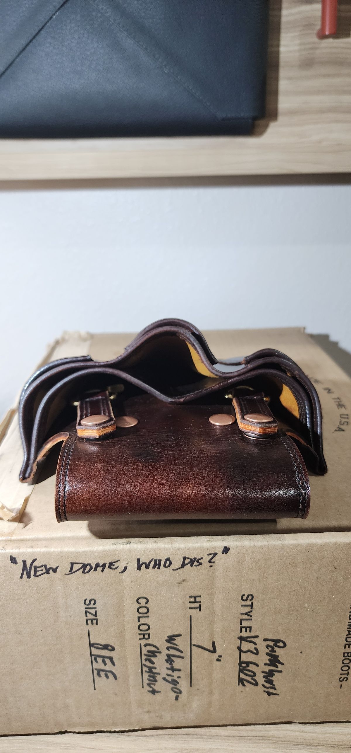 Photo by ProletariatPrince on October 1, 2025 of the Hubble Creek Boots Convertible Tool Pouch V2 in Mahogany Overdyed Utility.